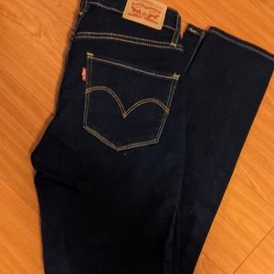 Women's Levi's dark blue jeans 721 size 25